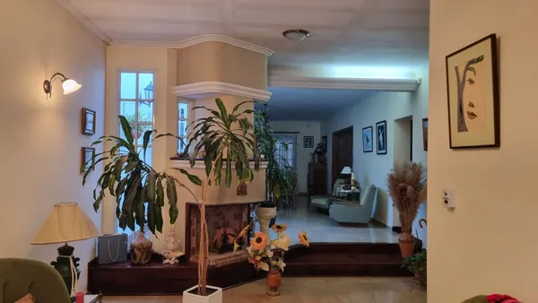 Casa en Hernandarias 700