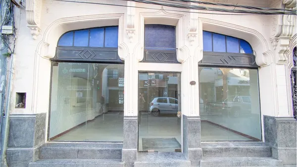 Local Comercial en Eva Perón 2600