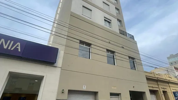 Departamento en Avenida Rivadavia 200