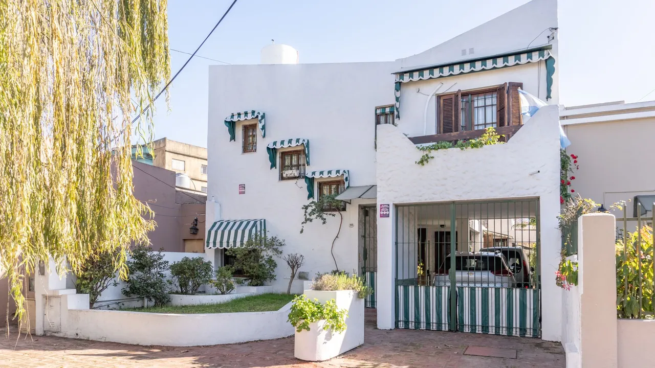 Casa en Jacinto Rosso 400