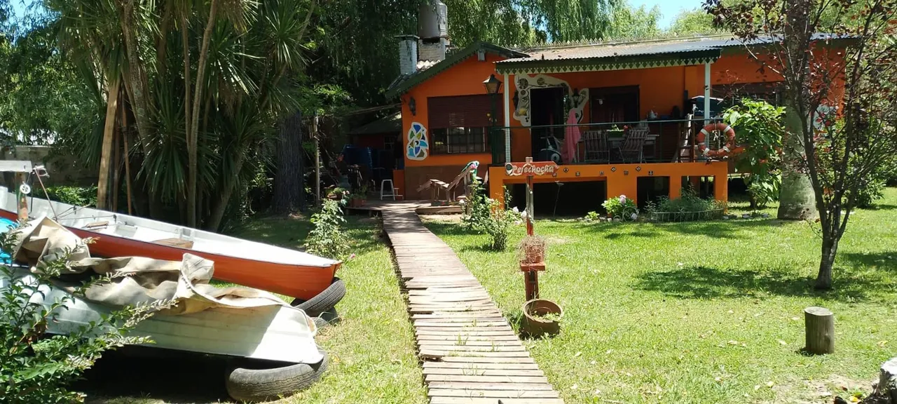 Casa en Rio Sarmiento 100