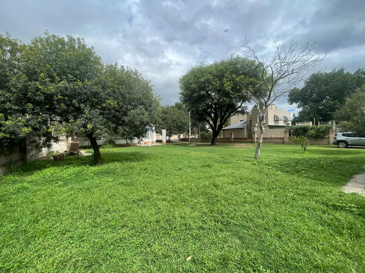Lote en Jorge Descotte 7300