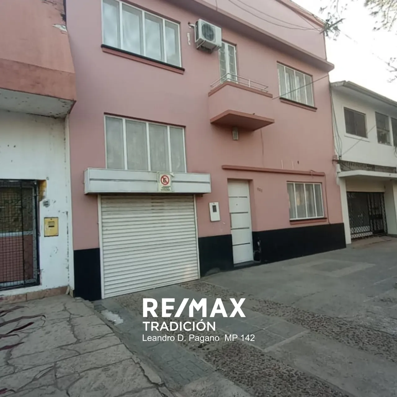 Casa en Calle Obligado 300