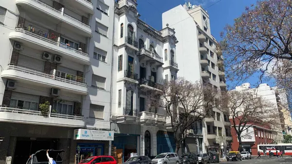 Casa en Avenida Belgrano 1400