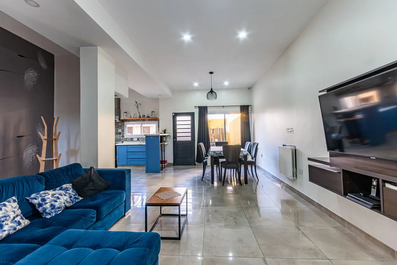 Casa en Juan A. de Saráchaga 6000