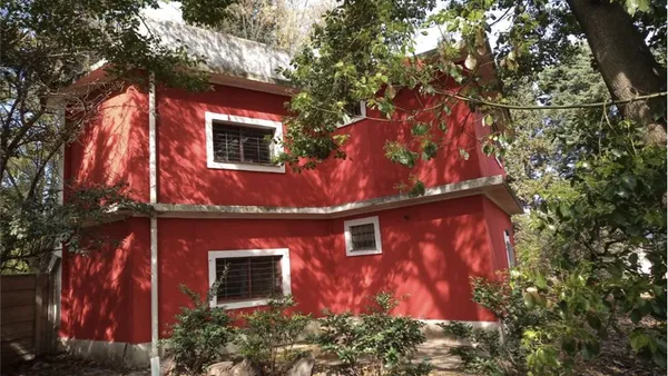 Local Comercial en Av Venancio Castro 1400