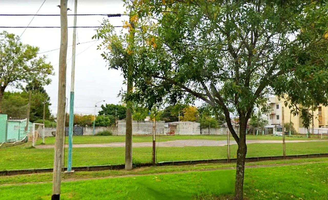 Lote en J. Dopazo 900