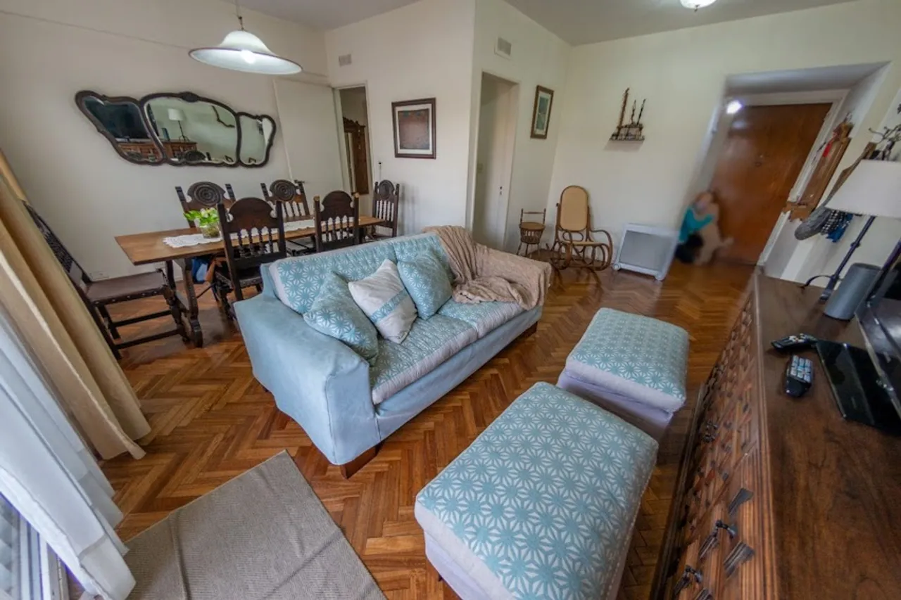 Departamento en Avenida Hipólito Yrigoyen 400