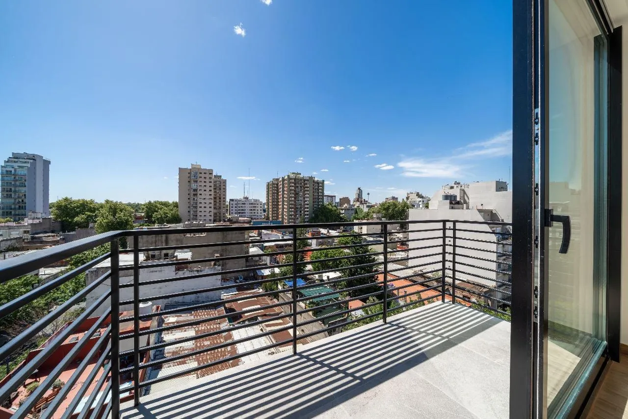 Departamento en Thames 200