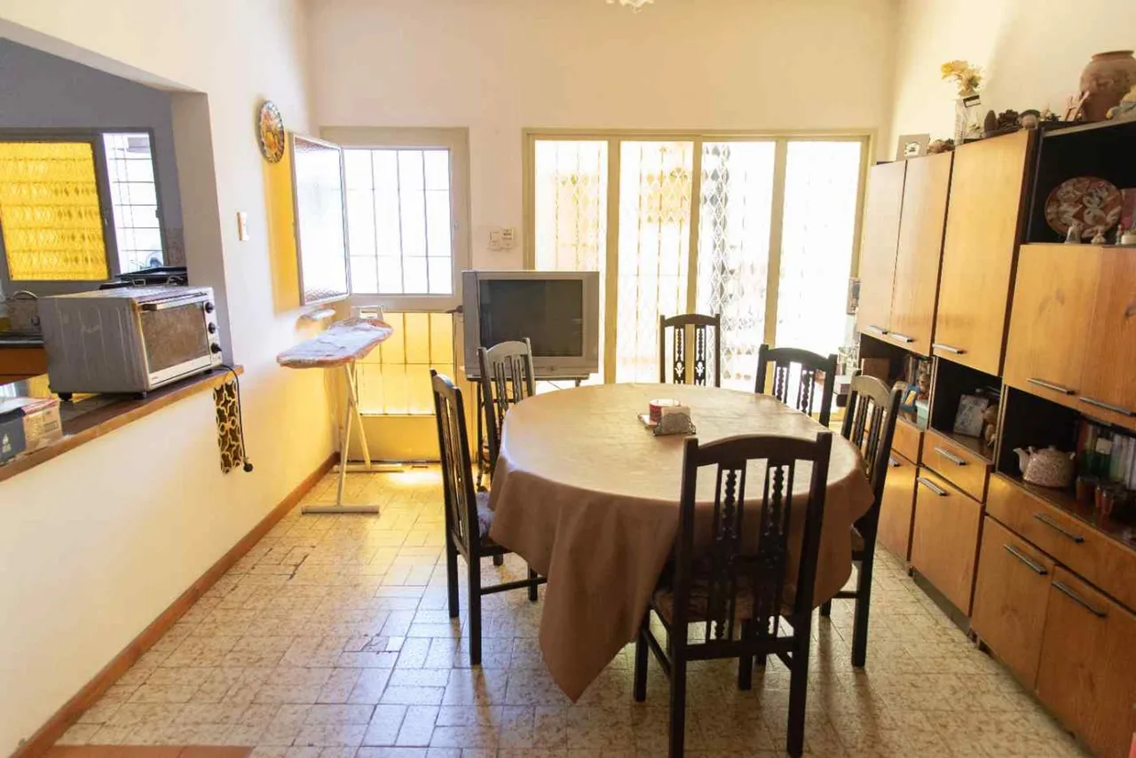 Casa en 511 E / 9 y 10 1500