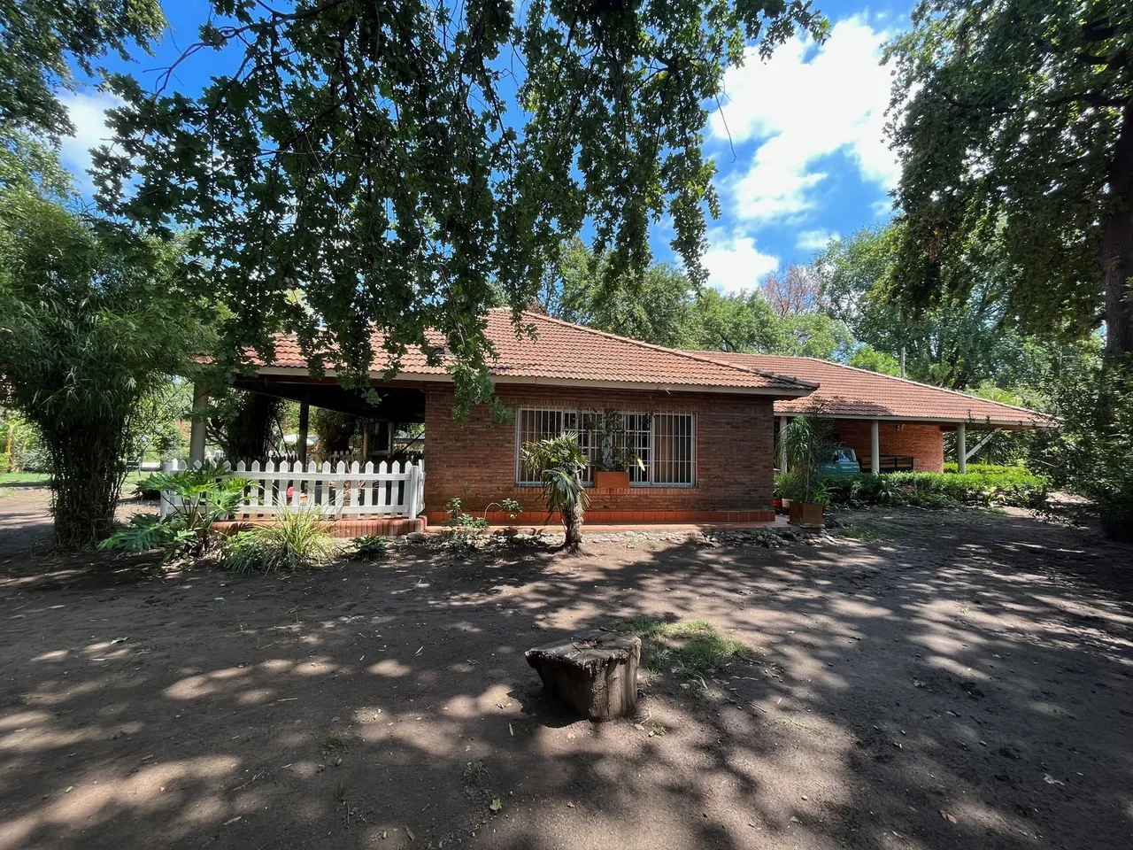 Quinta en El Hornero 3300