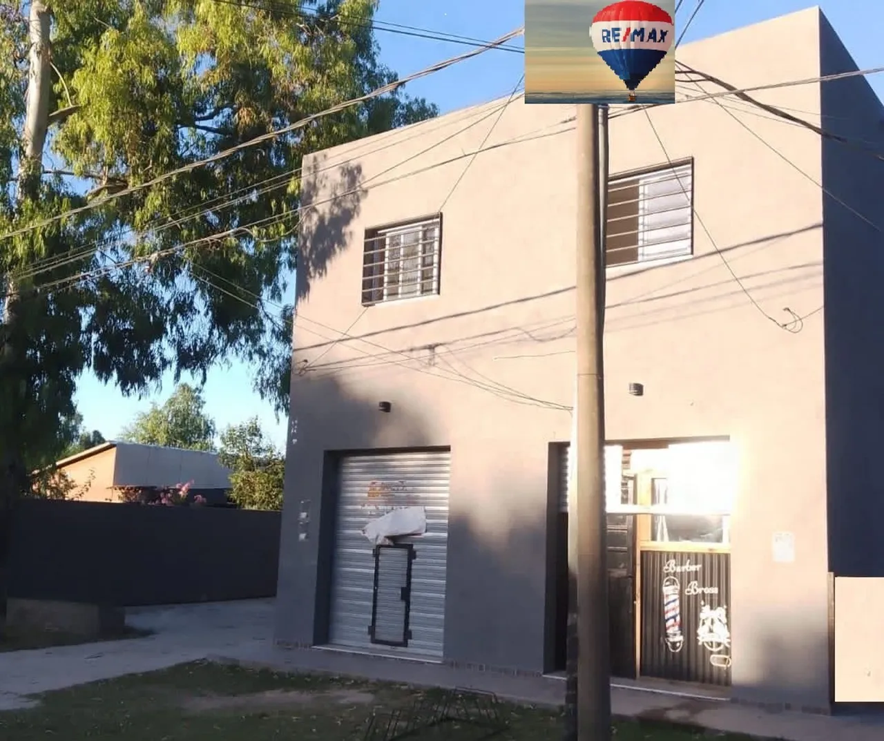 Local Comercial en General Juan Lavalle 500