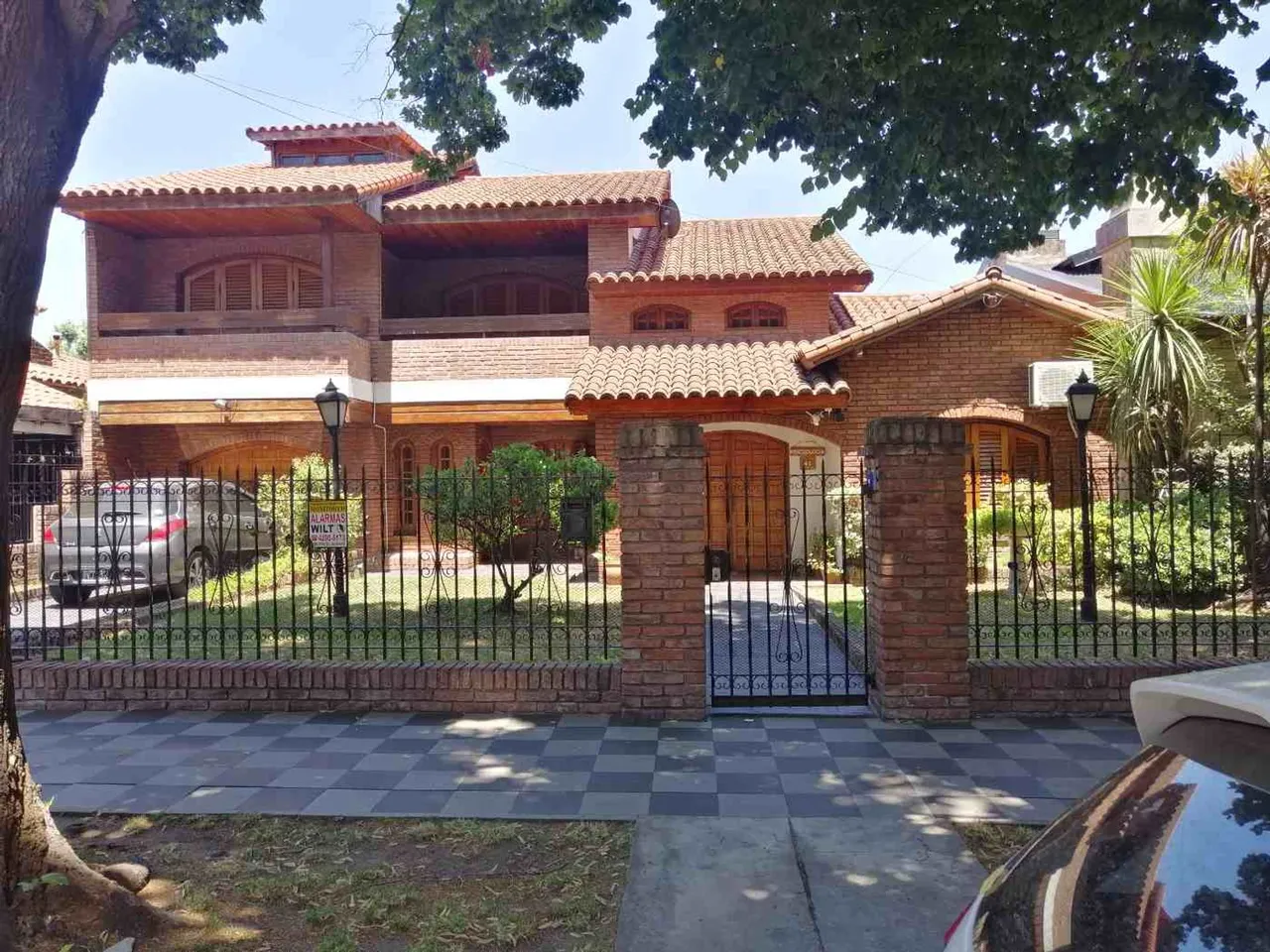 Casa en Azcuénaga 0