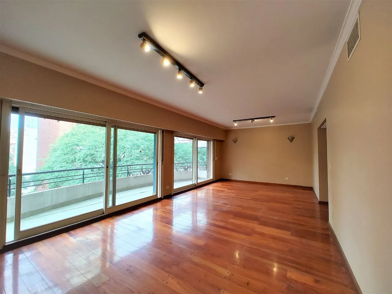 Departamento en Avenida Pedro Goyena 1600