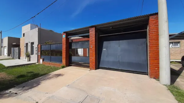 Casa en Menchaca 750