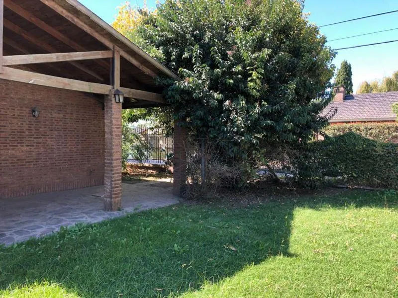 Casa en Tucuman 1000