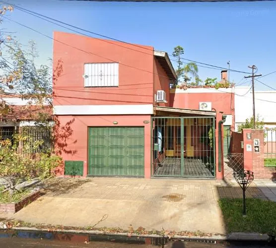 Casa en Palacios al 900