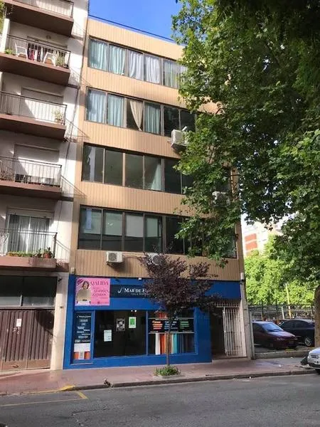Edificio en 25 de Mayo 2900