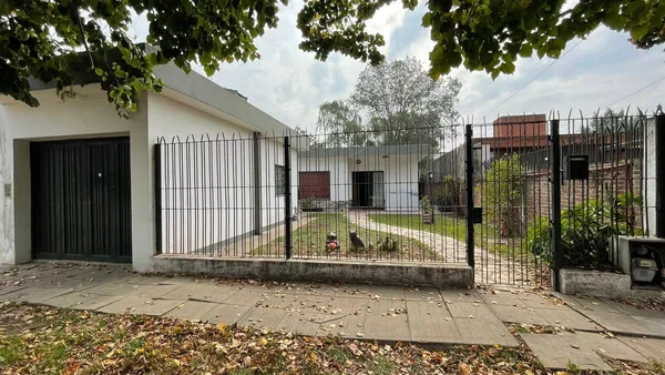 Casa en Almirante Brown al 1279