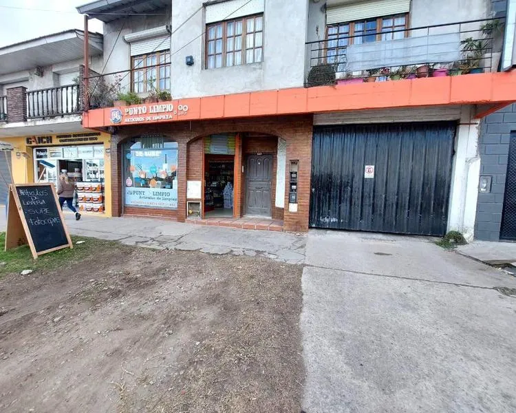 Local Comercial en Avenida Arturo Alió 667
