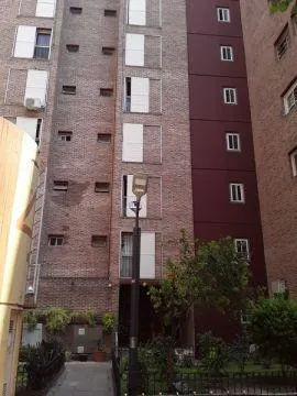 Departamento en Castañares al 4700