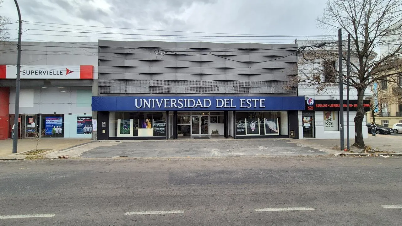 Local Comercial en 7 e/ 42 y 43