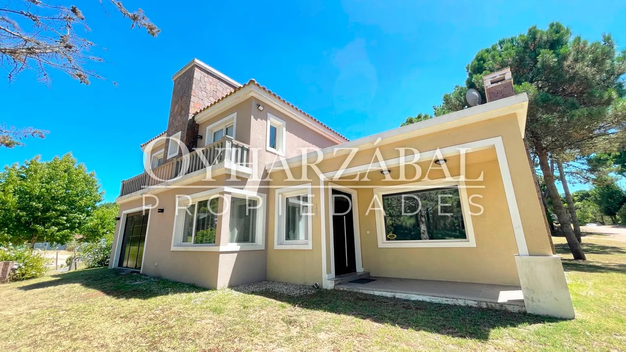 Casa en Heraclidas y Musas