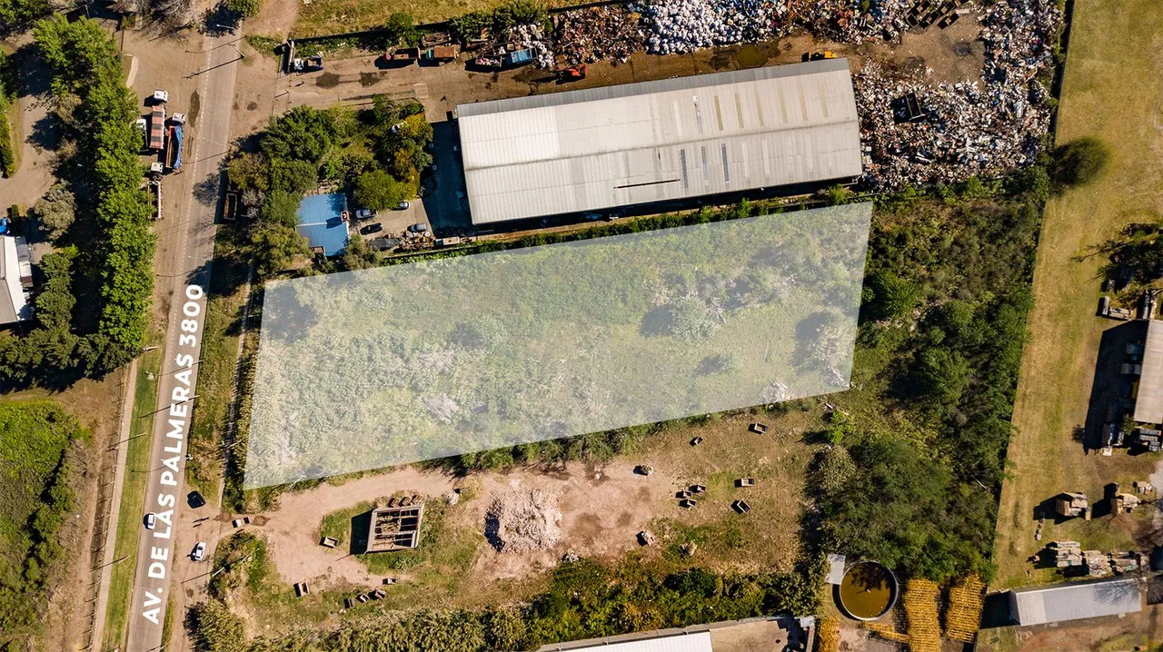 Terreno en Las Palmeras y Godoy
