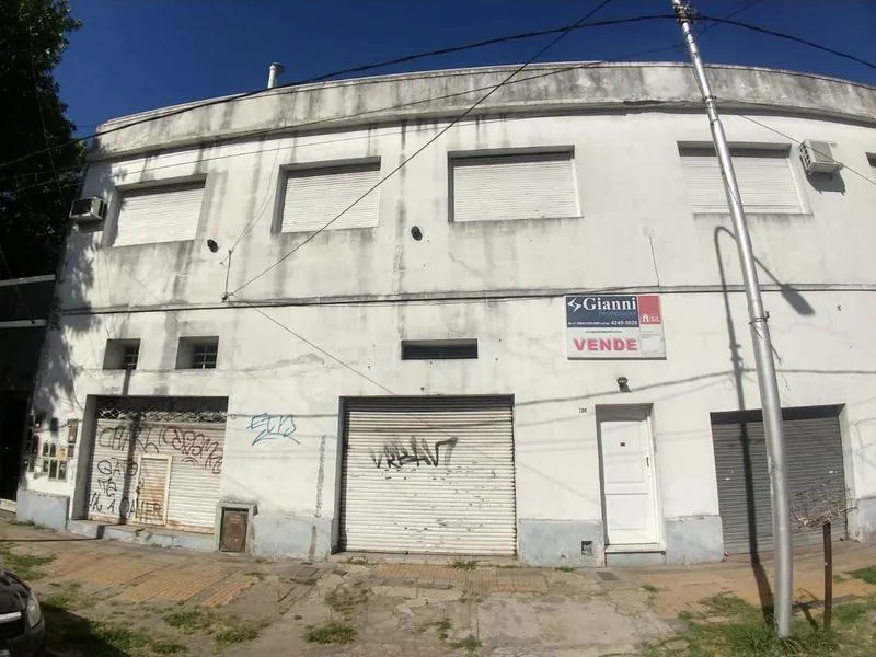 Departamento en Republica Argentina al 700