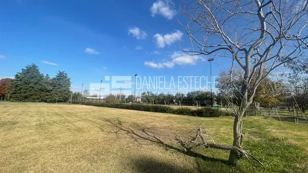 Terreno en Ayres de Pilar