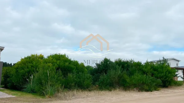Terreno en Senderos IV al 400