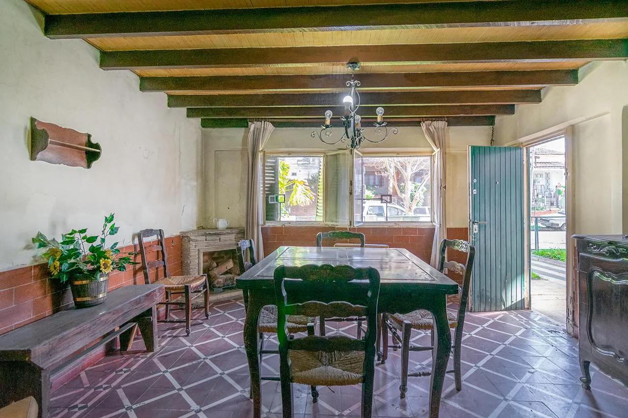 Casa en Hilarion de la Quintana al 300