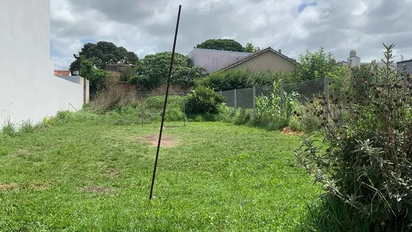 Terreno en CALAZANS al 1100