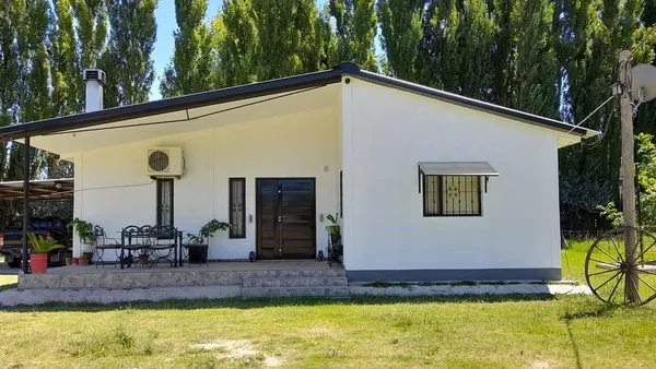 Casa en Casa 4 dormitorios a 400 mts de la ruta 22 , Sgto Vidal , Rio Negro