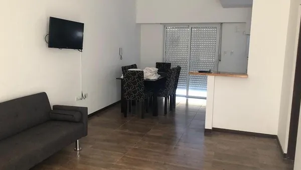 Casa en Zuchiatti 1215