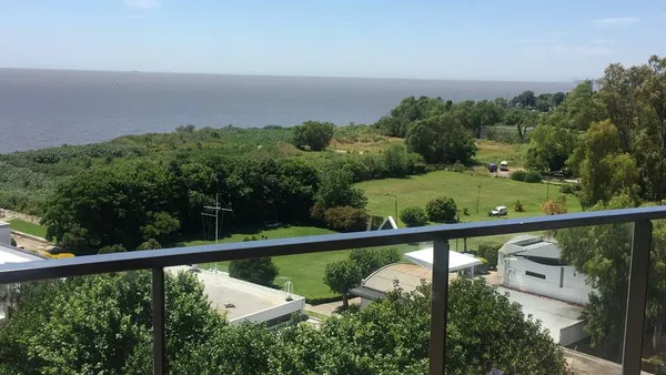 Departamento en Corrientes al 300