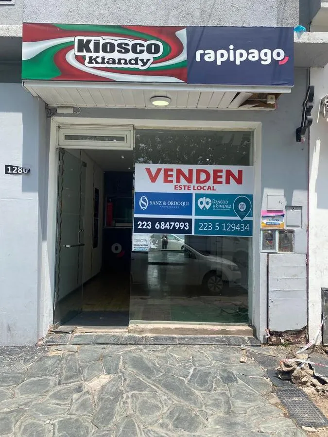Local Comercial en Roca al 1200