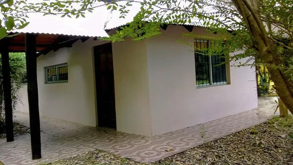 Casa en Calle Los Quinchos