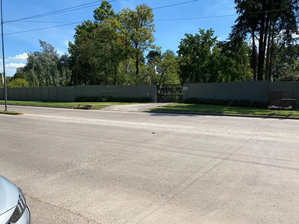 Terreno en Av. Pres. Perón al 3300
