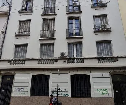 Departamento en rodriguez peña 24 6 L