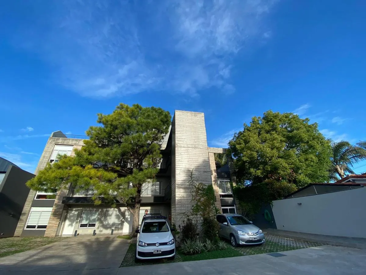 Departamento en Avellaneda al 2400
