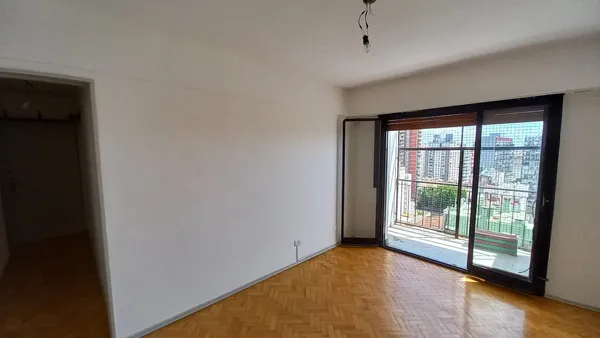 Departamento en Av. Rivadavia al 4400