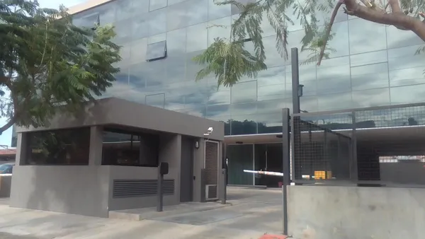 Oficina en Uruguay 2550