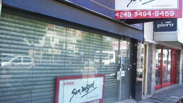 Local Comercial en H.Yrigoyen al 4000