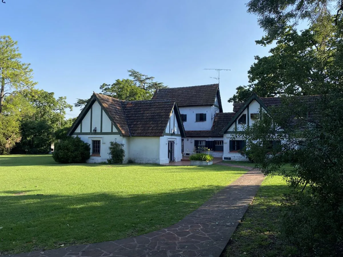 Casa en Gaspar Campos al 1200