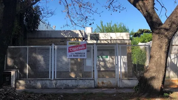 Casa en Justo Darac al 1900