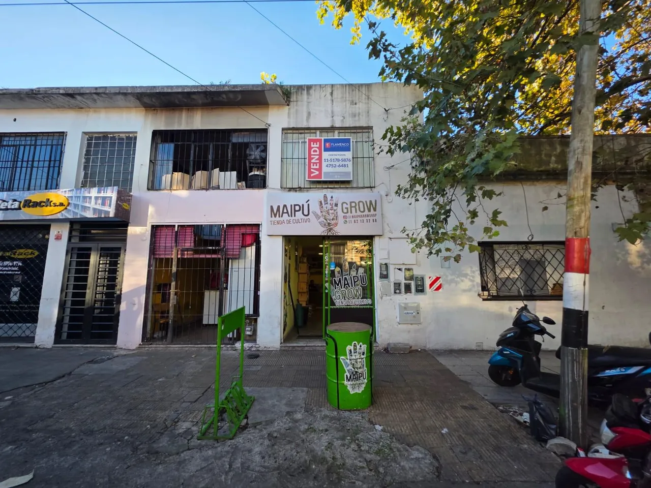 Local Comercial en Estrada al 2000