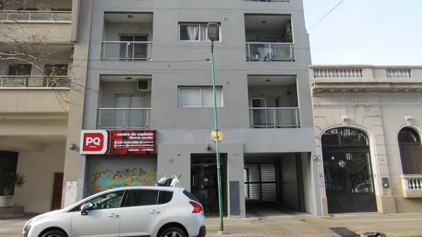 Departamento en 58 e/ 6 y 7 n 582 Piso 1 Dto A
