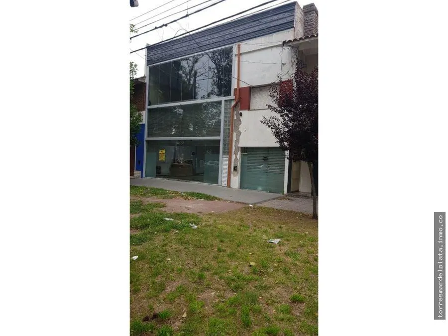Local Comercial en Libertad al 4900