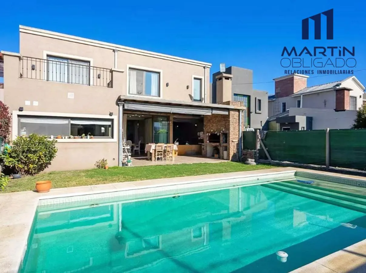 Casa en RODRIGUEZ PEÑA al 2400